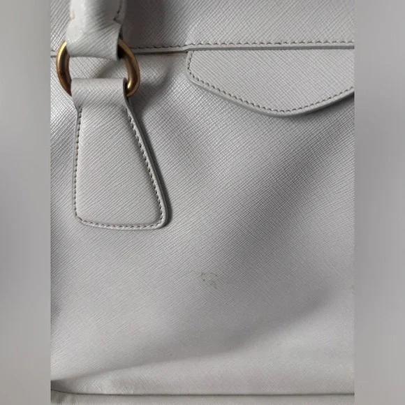 ✨ Host Pick ✨ Prada | Authentic 2012  Saffiano Lux Top Handle Tote Bag in Talco - Picture 10 of 15